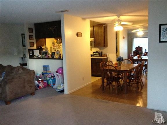 2nd image of 152 W Green Glade Ct