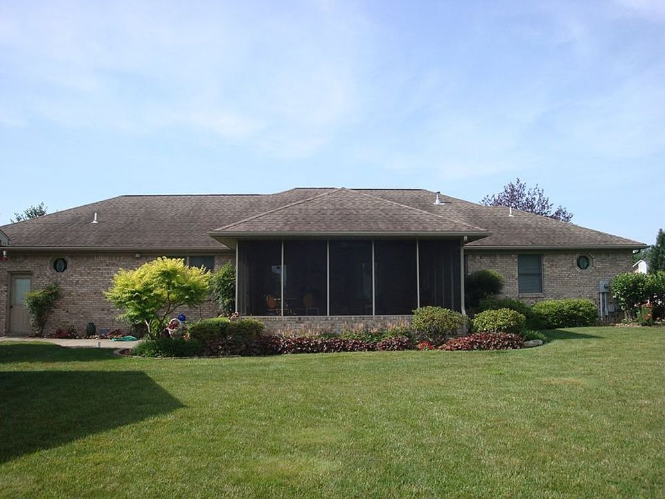 2nd image of 605 E Haub St