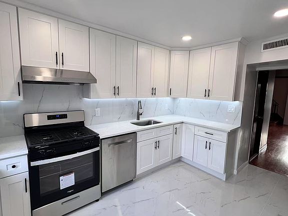 5th image of 170-09 Lithonia Ave Floor 2