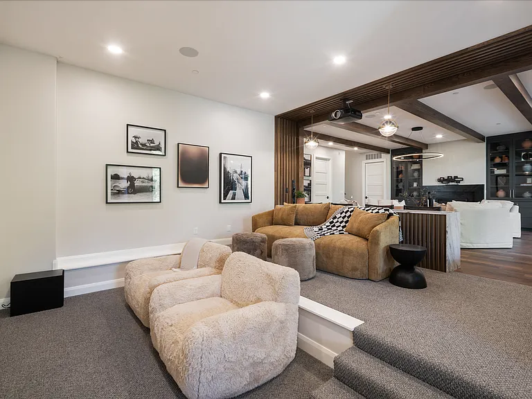 1040 S Summit Creek Dr — Photo 23
