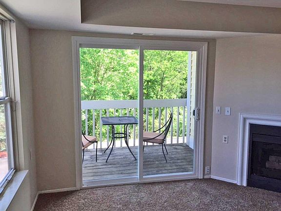 3rd image of 2231 S Huron Pkwy APT 2