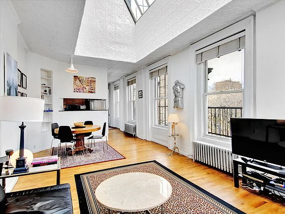 3rd image of 25 Avenue A 2a-fl 2