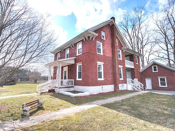 3rd image of 558 Twin Hill Dr