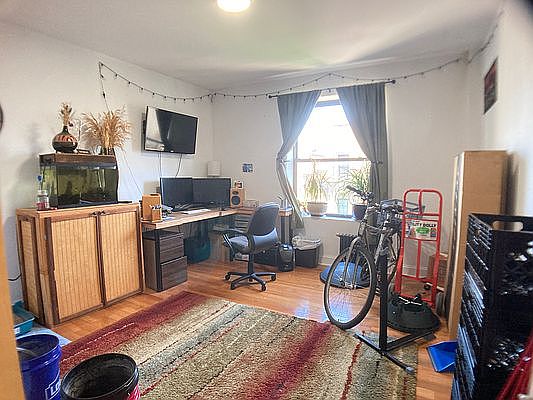 4th image of 436 Fort Washington Ave APT 6B