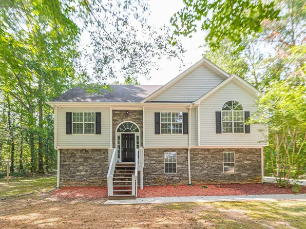 135 Halo Trce, Sharpsburg, GA 30277