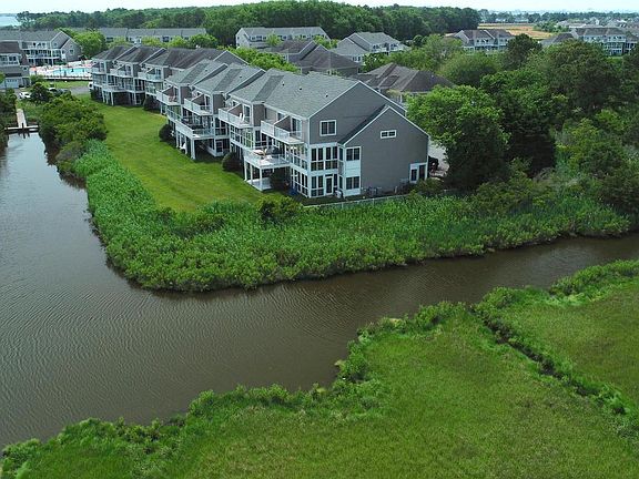 4th image of 38169 Dockside Dr APT 1270
