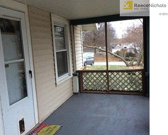 Front screened porch