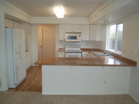 5th image of 21613 E 38th Pl