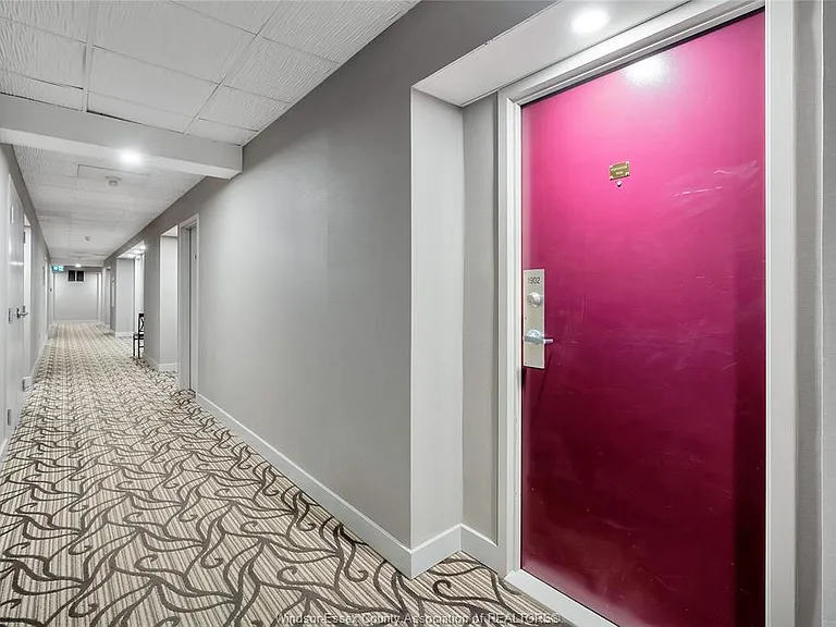 75 Riverside Dr E #1902 — Photo 27