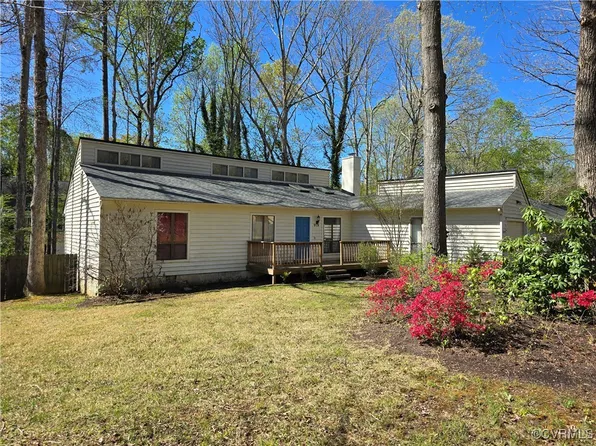 919 Spirea Rd, North Chesterfield, VA 23236