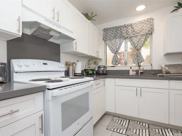 98 1369 Koaheahe Pl #9/80, Pearl City, HI 96782