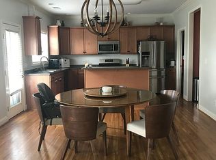 139 Castlehill Dr, Vestavia, AL 35226