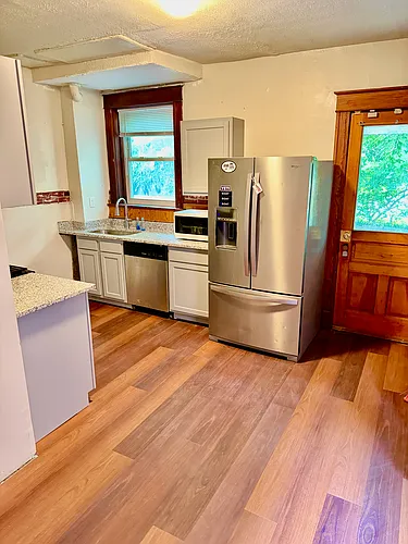 2346 Stratford Ave #1 Photo 1