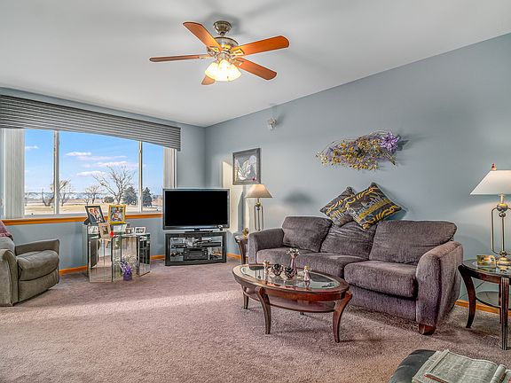 4th image of 21008 W Snowberry Ln