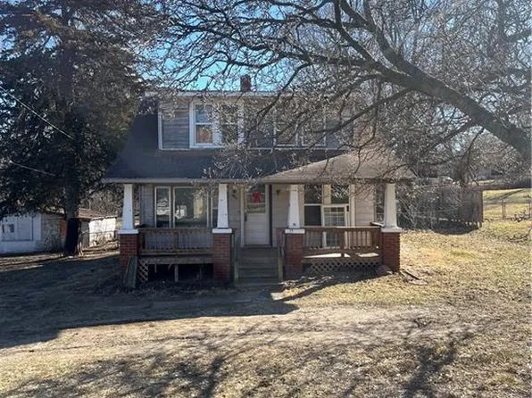 4809 Miller Rd, Saint Joseph, MO 64505