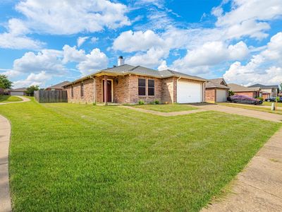 807 Wild Prairie Dr, Arlington, TX, 76002