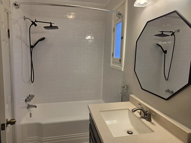 669 Pawling Ave #3 — Photo 12