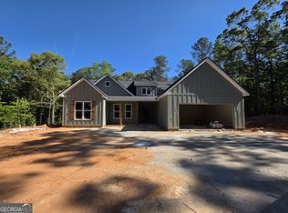 215 Panola Rd, Jackson, GA 30233