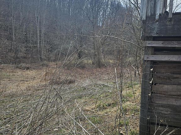 5th image of 792 Adria Rd