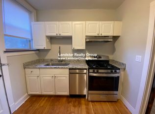 5542 W Leland Ave #1B, Chicago, IL 60630