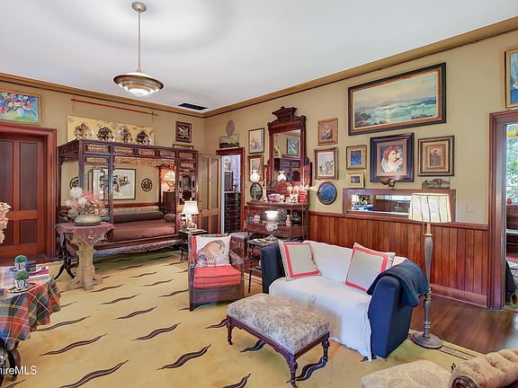 5th image of 6 Willard Hill Rd