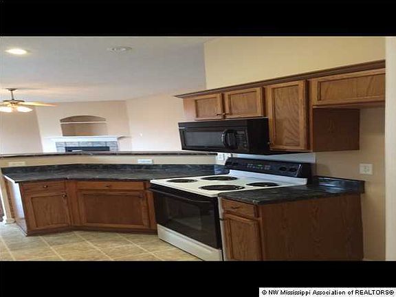5th image of 12749 Fox Hunters Dr