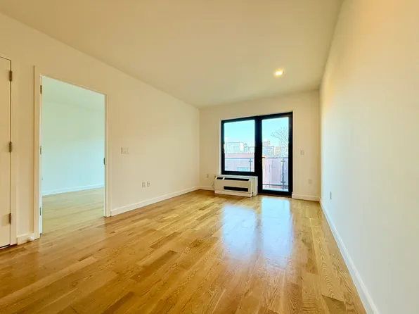 25 East 19th Street image 4 of 14