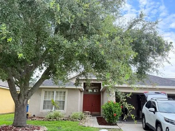 1120 Vinetree Dr, Brandon, FL 33510