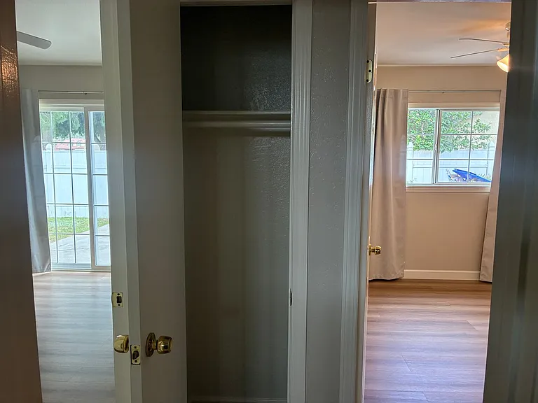 13927 Woodland Dr — Photo 15