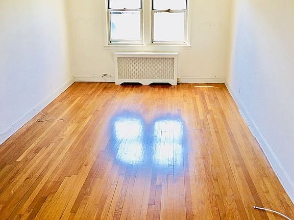 5th image of 14810 29th Ave APT 27U
