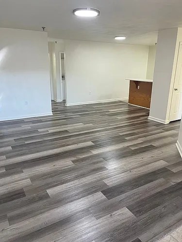 106 Collegiate Ct #24 Photo 1
