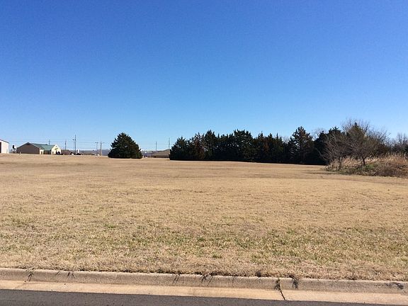 5th image of 3021 N Park Drive