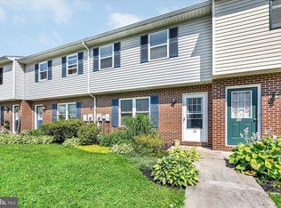 13 Pine Dr #13, Manchester, PA 17345