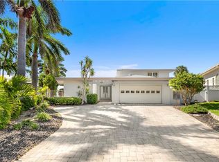 448 22nd St, Belleair Beach, FL 33786