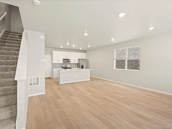 22340 E 8th Avenue, Aurora, CO 80018