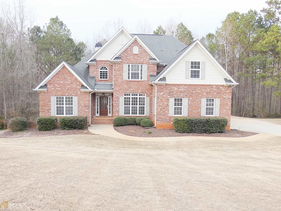 1st image of 588 Guinevere Ct