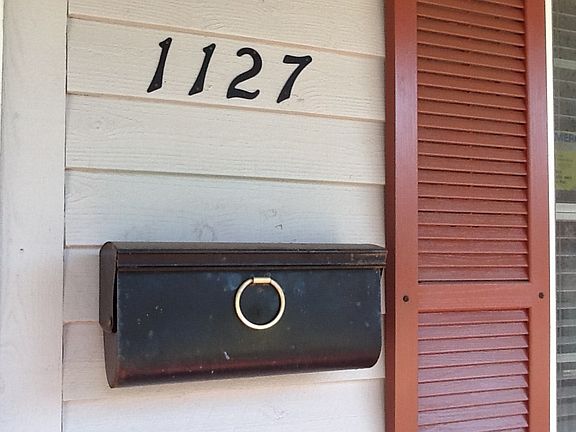 4th image of 1127 E Irvington Ave