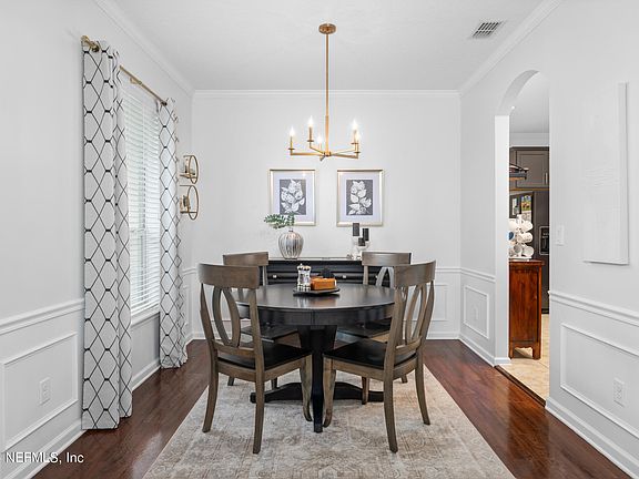 5th image of 183 E POSITANO Avenue