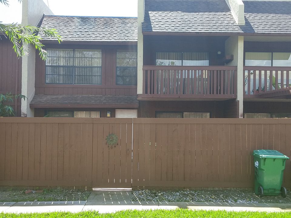 2nd image of 6544 SW 114th Pl #E76