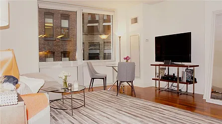 Rented by R New York