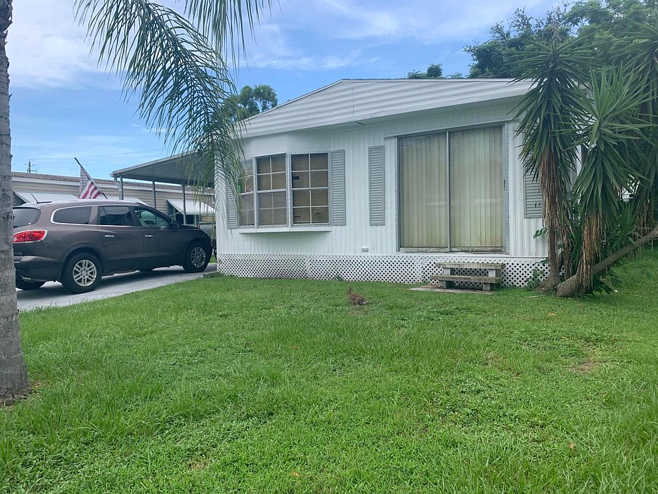 1st image of 117 E Caribbean