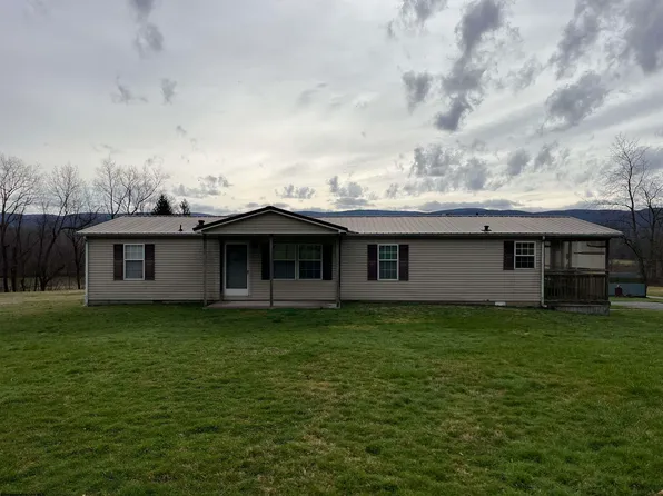 8945 Seneca Trl, Mill Creek, WV 26280