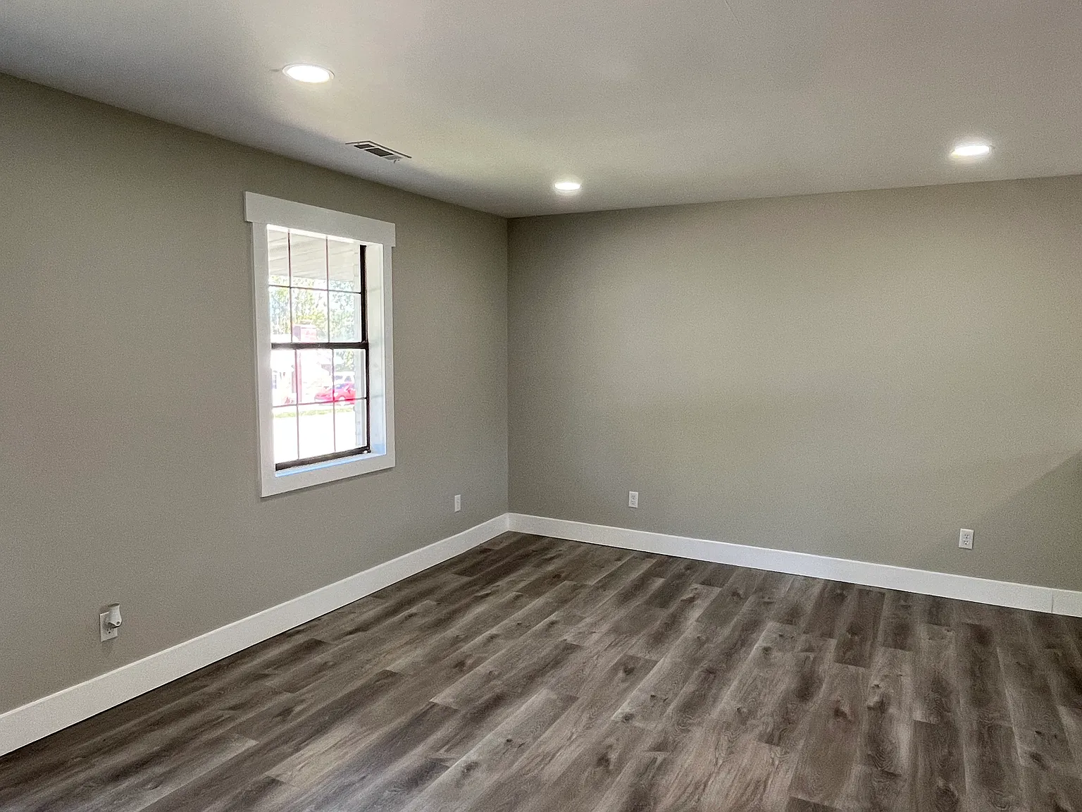 2 bed, 820 sqft, $1,295 — Photo 4