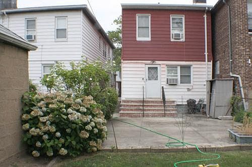 2nd image of 2166 E 22nd St