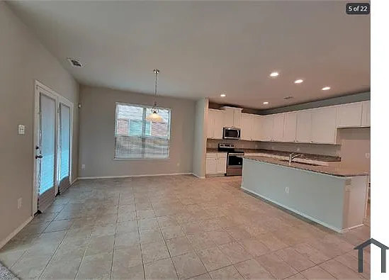 4725 Redbud Dr — Photo 5
