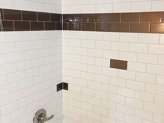 3rd image of 179 Anderson Pl