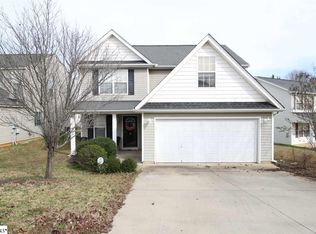 5 Warbler Ct, Simpsonville, SC 29680