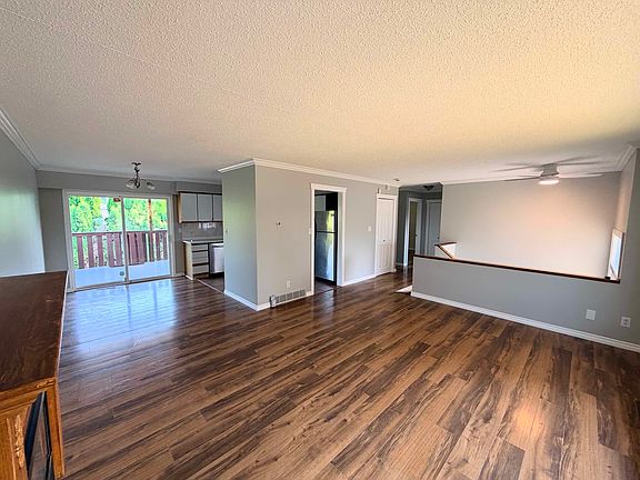 4th image of 46533 Teton Ave