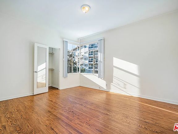 3rd image of 1005 Malcolm Ave #1005