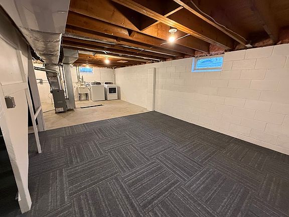 3rd image of 215-217 Pembroke Way